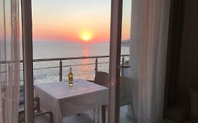 Sunset Apartment