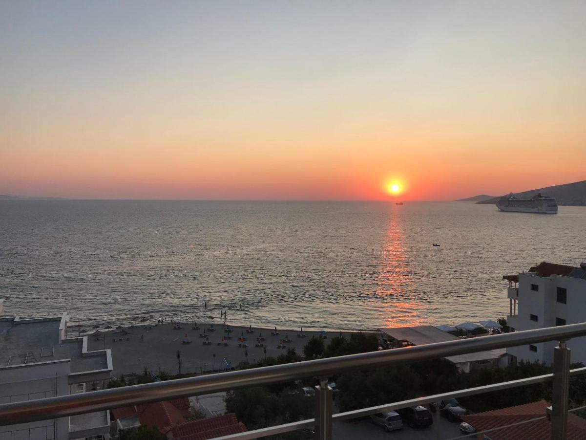 Sunset Apartment Sarandë Esterno foto
