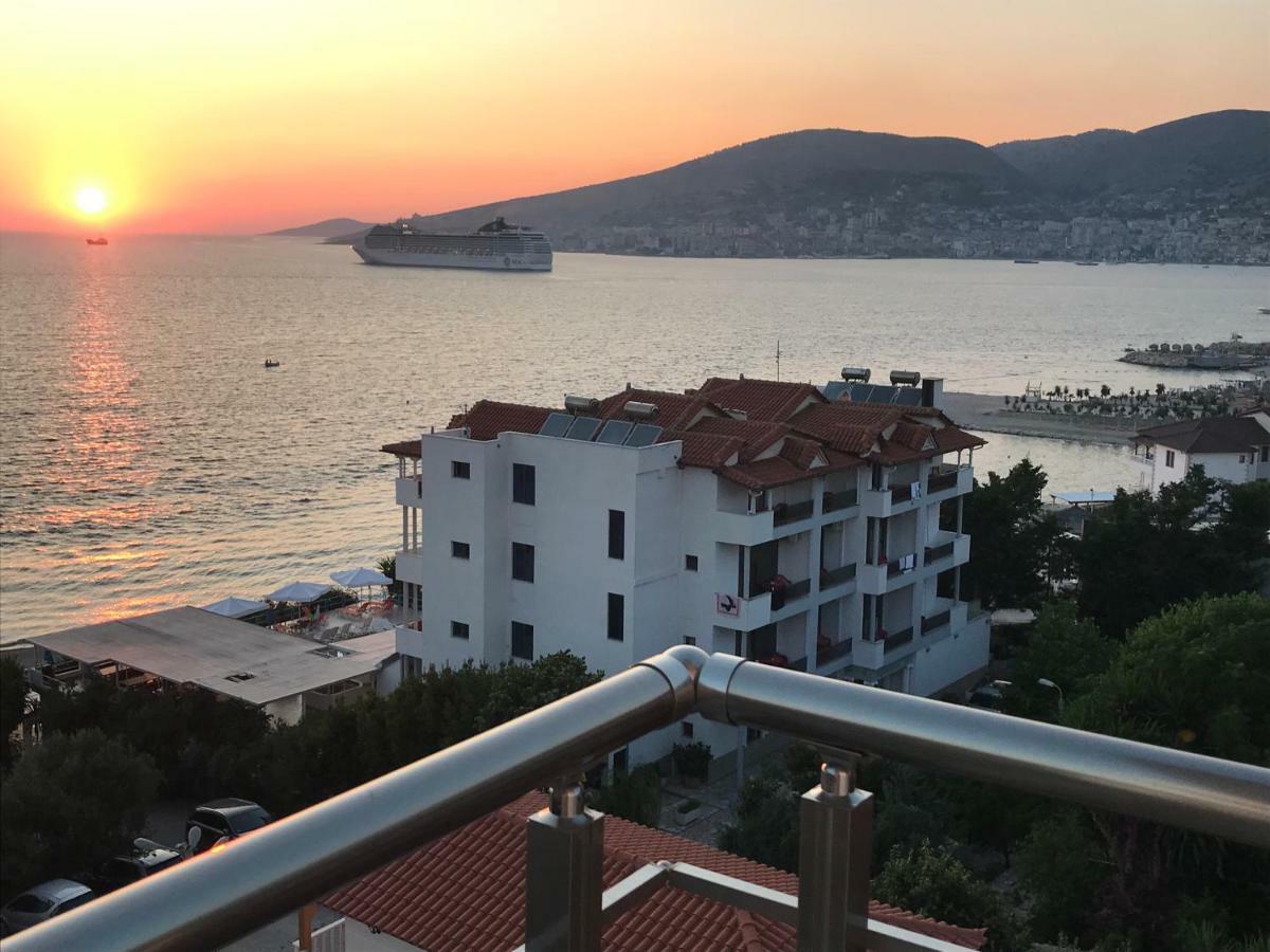 Sunset Apartment Sarandë Esterno foto